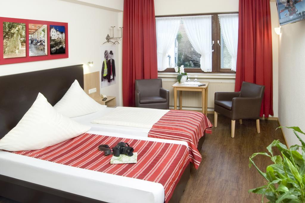 Hauer Hotel 3*
